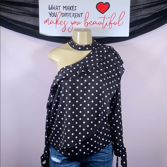 Tops - Boutique blouse Size Large 💖